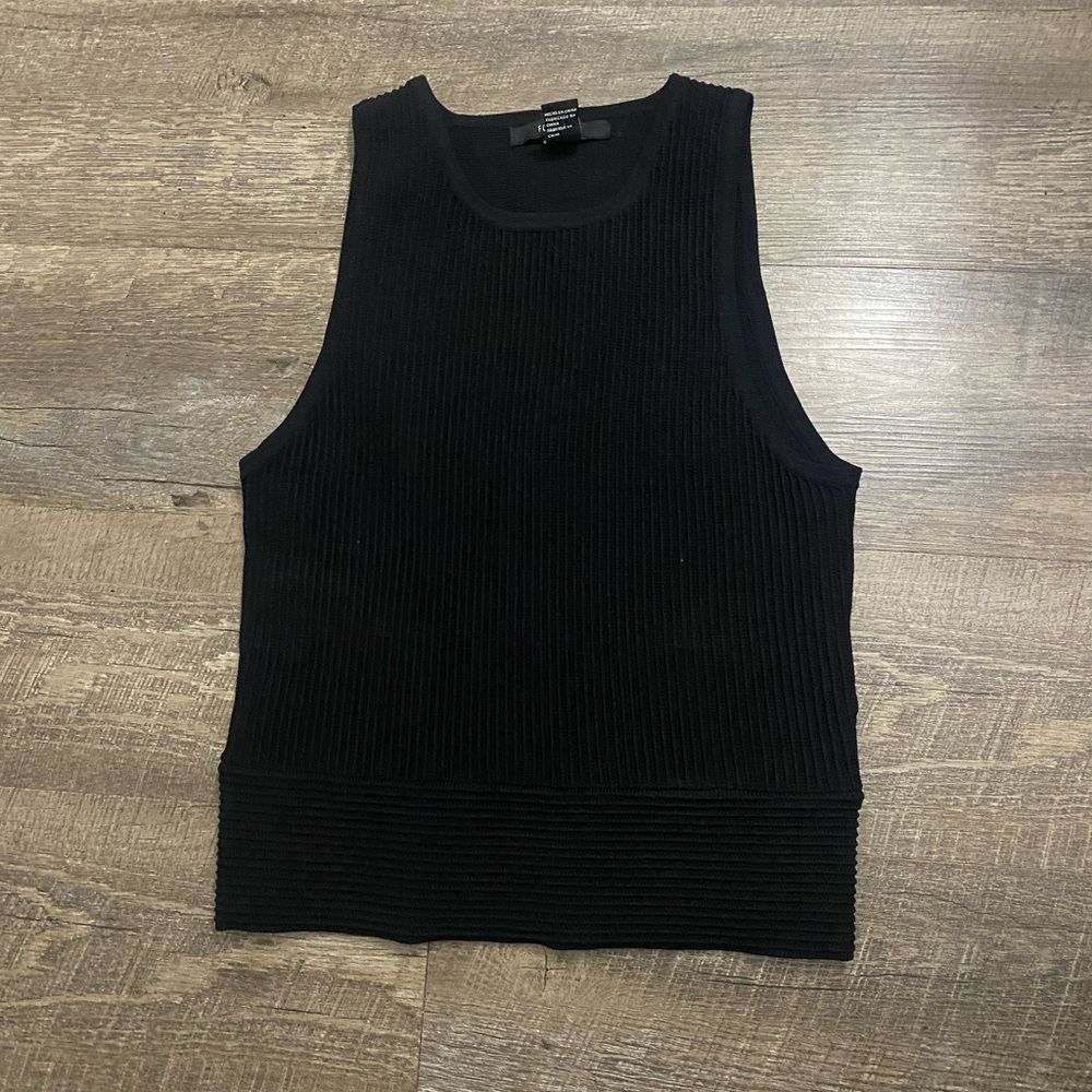 Ribbed black fitted full length tank top. Forever 21 Womens size small.